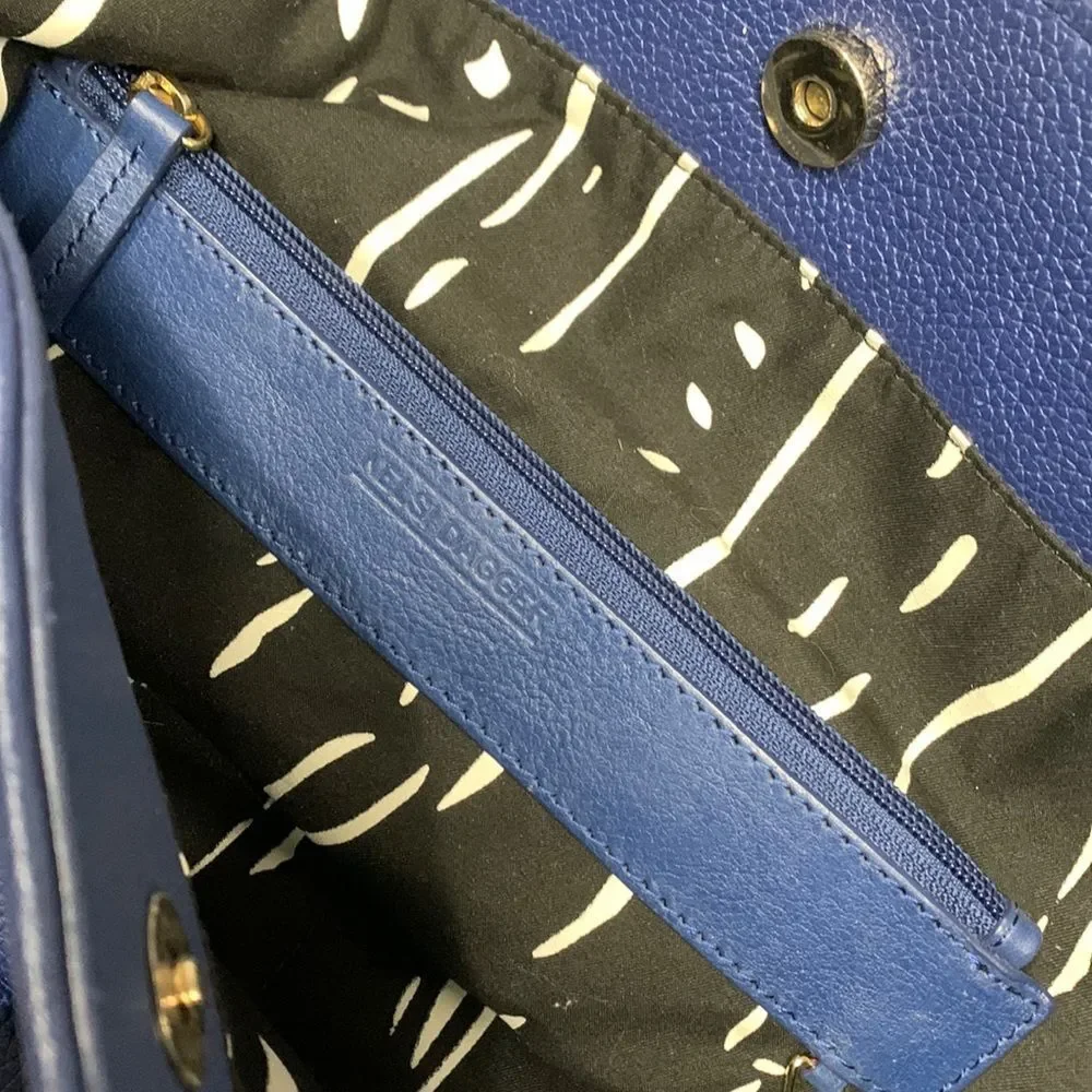 KELSI Dagger tote bag leather magnetic closure exterior zip pocket inside pocket